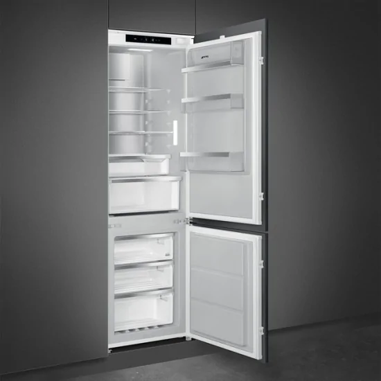 Smeg C9174TN5D1 Combined fridge No Frost Recessed 178cm